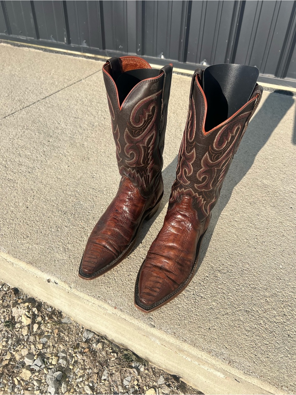 Lucchese Handmade Ostrich Leg Cowboy Boots M1616 – 8.5D – Made in Mexico